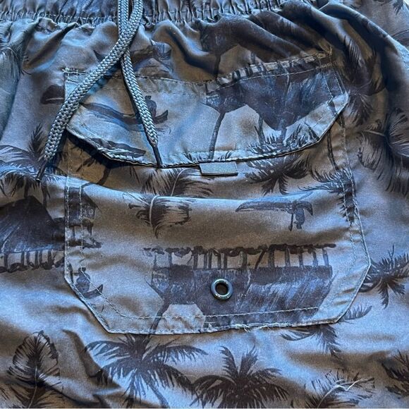 OP Men's Swim Trunks Navy/Steel Blue Tropical Design Size Large(36-38) - Picture 8 of 10